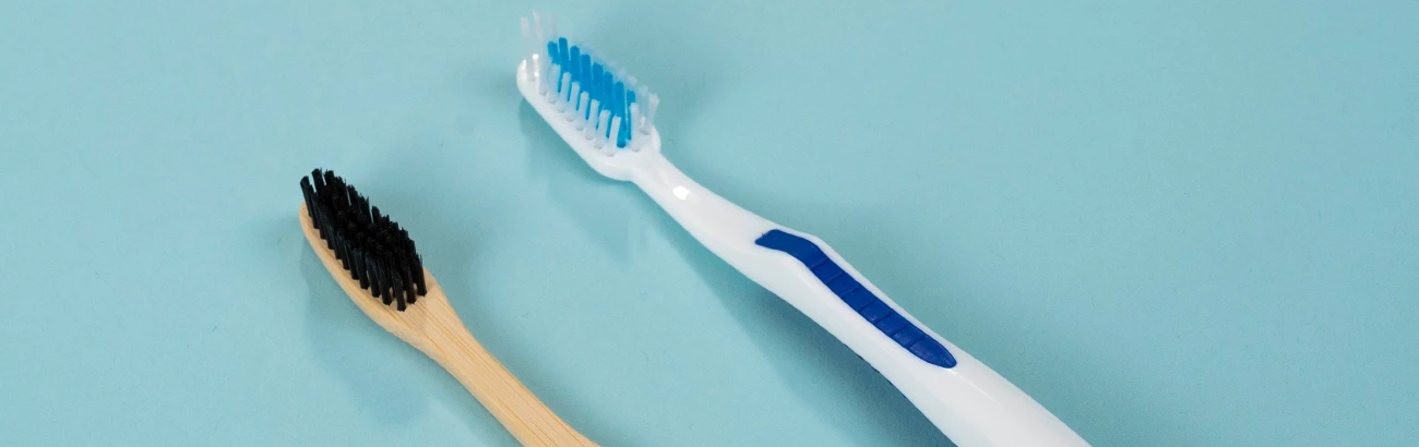 Manual toothbrushes